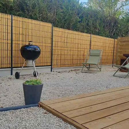 Ferienhaus La Bulle Des Rochers
